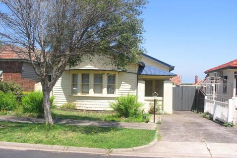 21 Disraeli Gr, Pascoe Vale South, VIC 3044