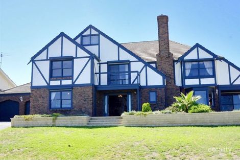 Property photo of 8 Heron Way Hallett Cove SA 5158