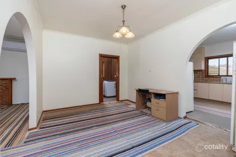 Property photo of 2 Simpson Street Sunshine North VIC 3020