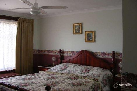 Property photo of 6 Wedge Court Cooloongup WA 6168