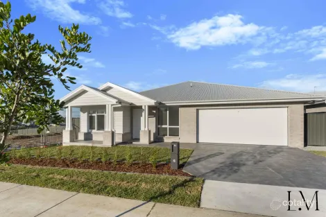 11 Melton Cl, Farley, NSW 2320