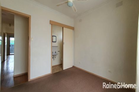 Property photo of 7 Albert Crescent St Albans VIC 3021