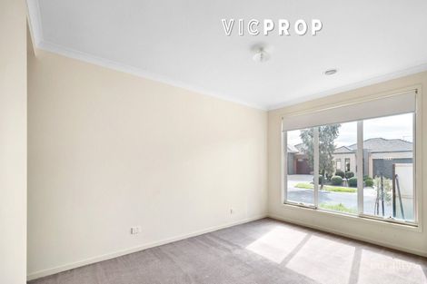 Property photo of 9 Hargrave Avenue Point Cook VIC 3030
