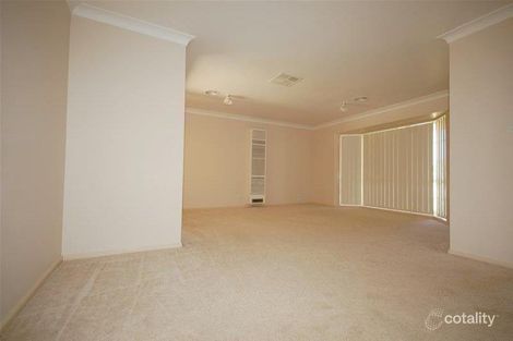 Property photo of 3 Paldi Crescent Glenfield Park NSW 2650