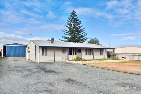 Property photo of 8 Heales Way Green Head WA 6514
