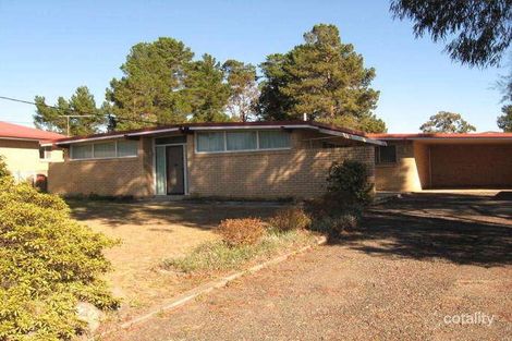 4 Day St, Stanthorpe, QLD 4380