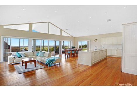 209 The Old Oaks Rd, Grasmere, NSW 2570