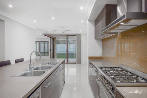Property photo of 152 Woodline Drive Spring Mountain QLD 4300