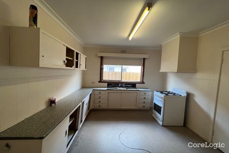 Property photo of 35 Skewes Street Avondale Heights VIC 3034