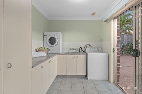 Property photo of 22 Rundle Place Carindale QLD 4152