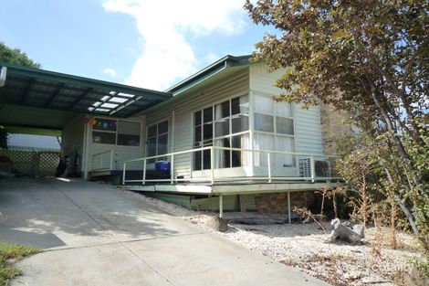 Property photo of 30 Specimen Hill Road Golden Square VIC 3555