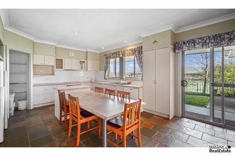 Property photo of 10 James Barnet Drive Kelso NSW 2795