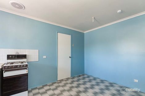 Property photo of 20 James Cook Drive Cranbourne VIC 3977