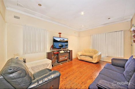 Property photo of 2 The Horsley Drive Carramar NSW 2163