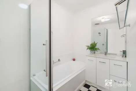 Property photo of 28 Caldwells Road Eaglehawk VIC 3556