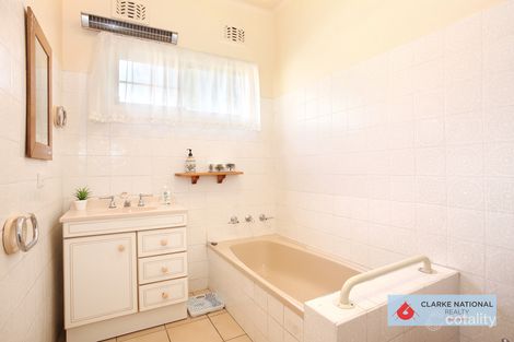 95 Burns Rd, Picnic Point, NSW 2213