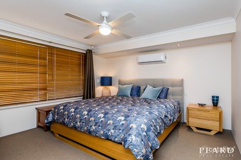 Property photo of 221 Trappers Drive Woodvale WA 6026