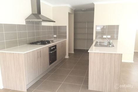 Property photo of 8 Xavier Crescent Jordan Springs NSW 2747
