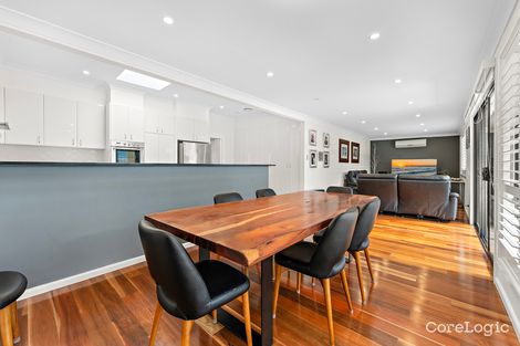 Property photo of 10 Hannons Avenue Peakhurst NSW 2210