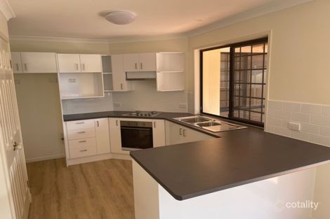 Property photo of 2 Park Lane Ormiston QLD 4160