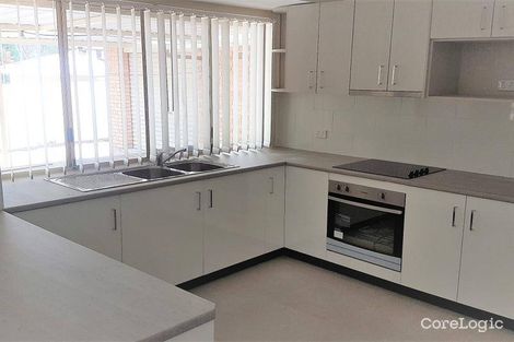 Property photo of 6 Oliveri Close Edensor Park NSW 2176
