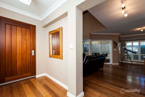 Property photo of 18 Cardigan Terrace Jolimont WA 6014