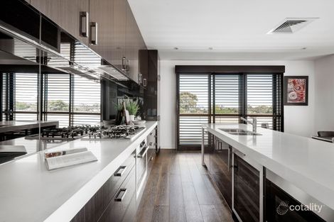 Property photo of 201/2 Constance Street Hawthorn East VIC 3123