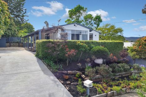 Property photo of 24 Centre Avenue Eildon VIC 3713