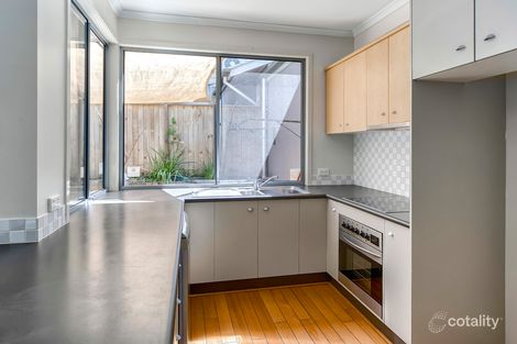 Property photo of 26 Jenolan Avenue Hawthorne QLD 4171