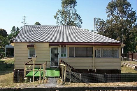 Property photo of 11 Lucas Street Berserker QLD 4701