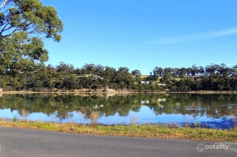 Property photo of 14 Medeas Cove Esplanade St Helens TAS 7216