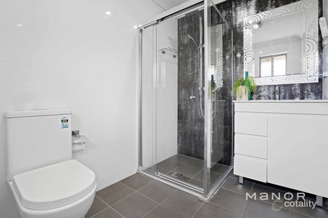 Property photo of 7/27-33 Valeria Street Toongabbie NSW 2146
