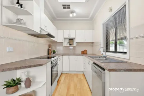 Property photo of 65 Boorea Street Blaxland NSW 2774