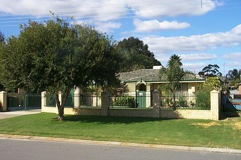 17 Watsonia St, Maddington, WA 6109