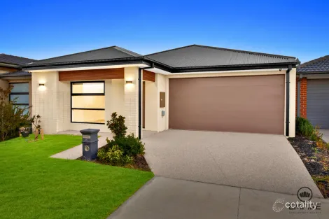 30 Bellavita Ave, Clyde, VIC 3978