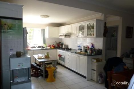 Property photo of 3/3 Lascelles Avenue Greenacre NSW 2190