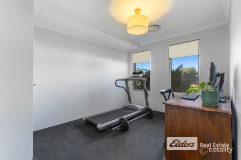 Property photo of 41 Denison Link Millbridge WA 6232