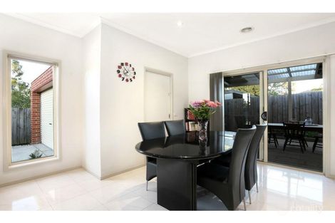 Property photo of 2/5 Peter Street Croydon South VIC 3136