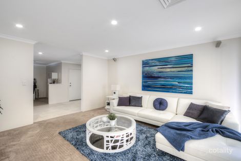 3 Pexton Dr, South Guildford, WA 6055