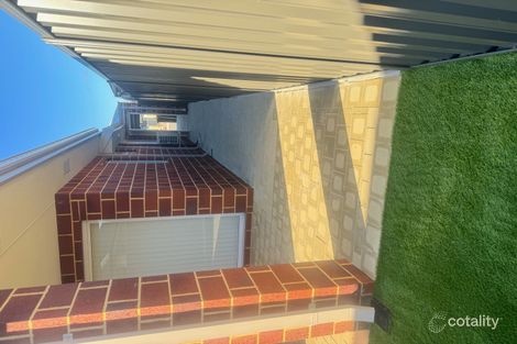 240 Mayfield Dr, Brabham, WA 6055