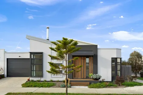 51 Marine Dr, Torquay, VIC 3228