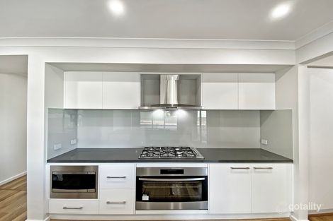Property photo of 39 Discovery Drive Fletcher NSW 2287