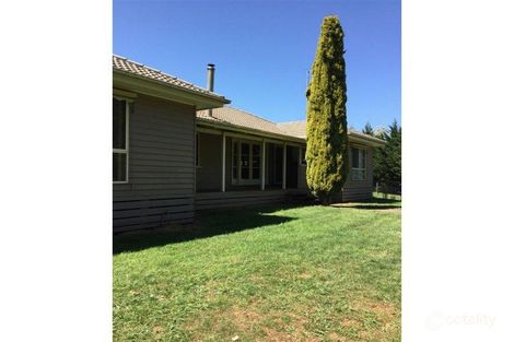 220 Stock Rd, Drouin West, VIC 3818