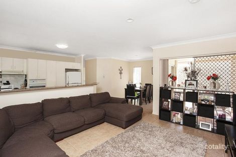 Property photo of 12 Dartmouth Court Varsity Lakes QLD 4227