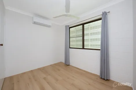 Property photo of 5 Lloret Court Cranbrook QLD 4814