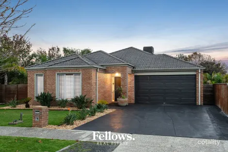 28 Banjo Paterson Dr, Pakenham, VIC 3810