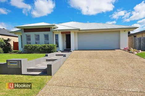 43 Parkway Cres, Murrumba Downs, QLD 4503