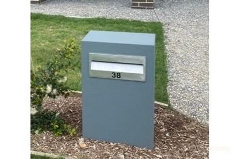 38 Spruce Cct, Hillcrest, QLD 4118