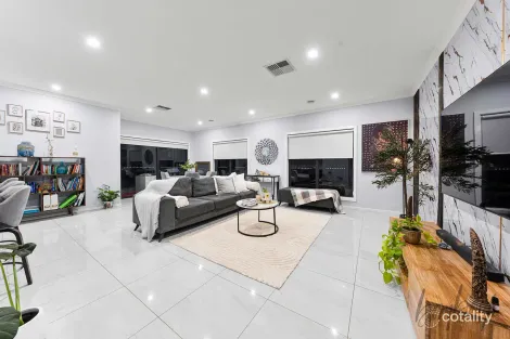 Property photo of 14 Folklore Drive Wollert VIC 3750