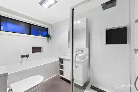 Property photo of 5/160 Clarendon Street Cranbourne VIC 3977